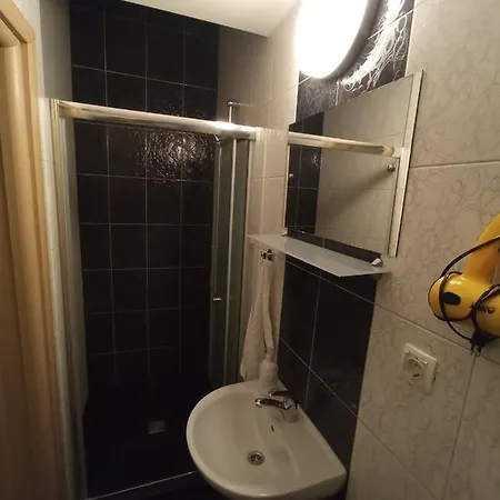 Hostel Lovely Center *