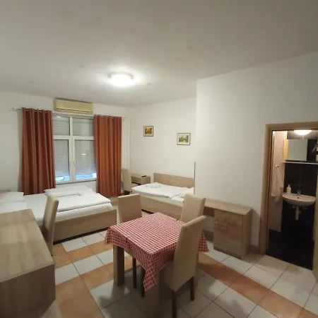 Lovely Center Hostel Mostar