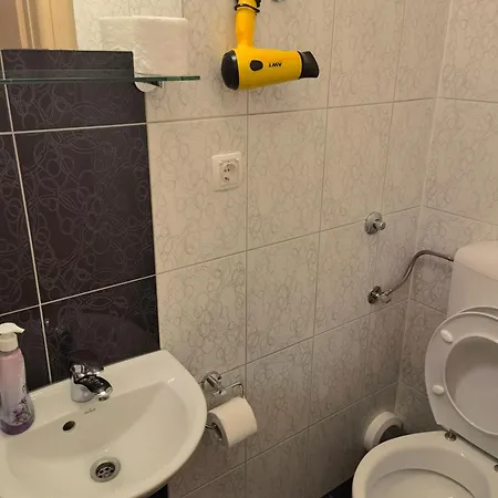 Hostel Lovely Center