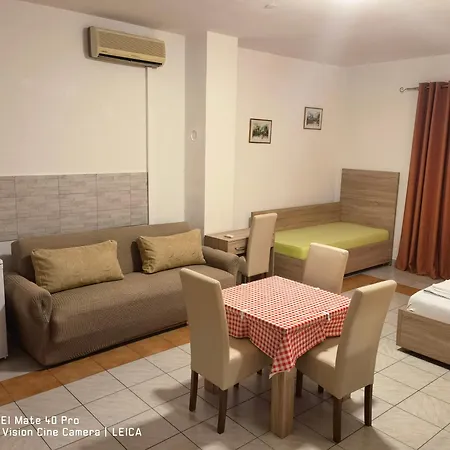 Hostel Lovely Center