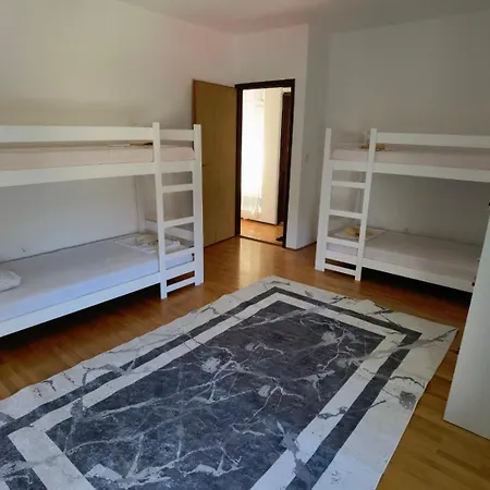 Hostel Lovely Center