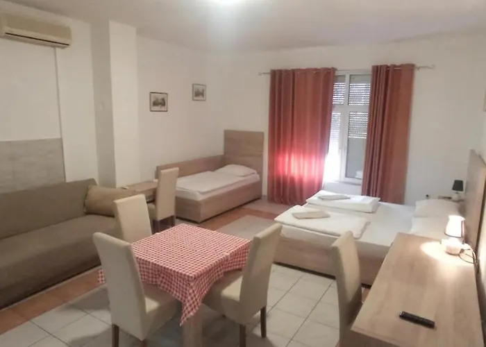 Lovely Center 모스타르