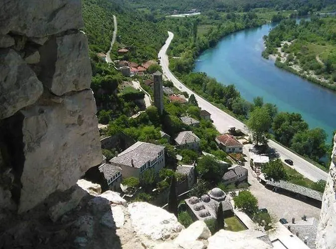 Hostel Lovely Center *