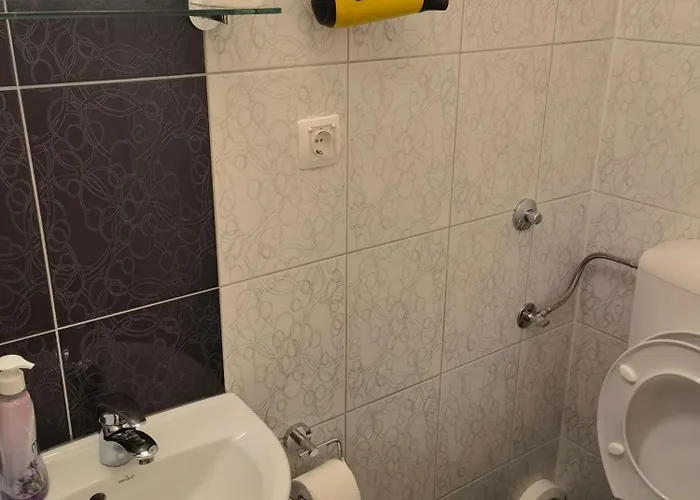 Hostel Lovely Center