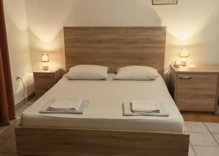 Lovely Center Hostel