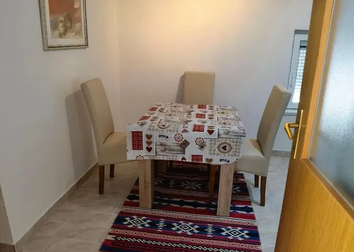 Lovely Center 호스텔